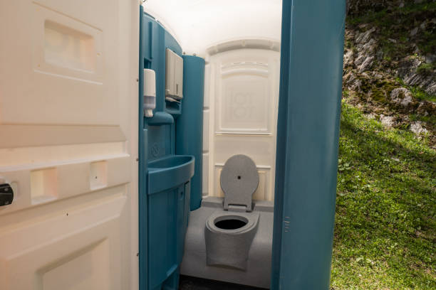 Best Standard Portable Toilet Rental  in South Alamo, TX